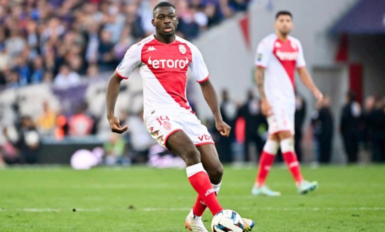 الصفقة الخامسة.. ميلان يقترب من التعاقد مع الفرنسي فوفانا