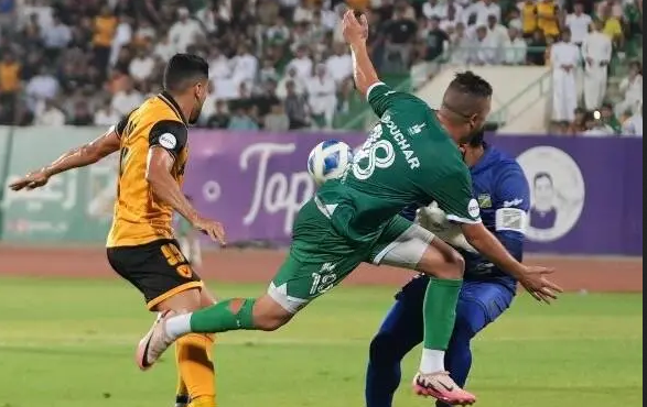 العربي يتلقى 3 غرامات مالية بعد أحداث الديربي الكويتي