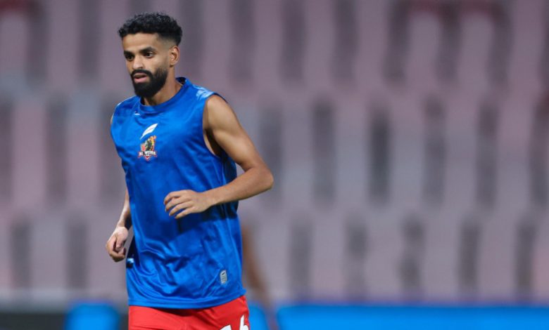 العزيزي يخضع لفحص بالأشعة لتحديد مدة غيابه