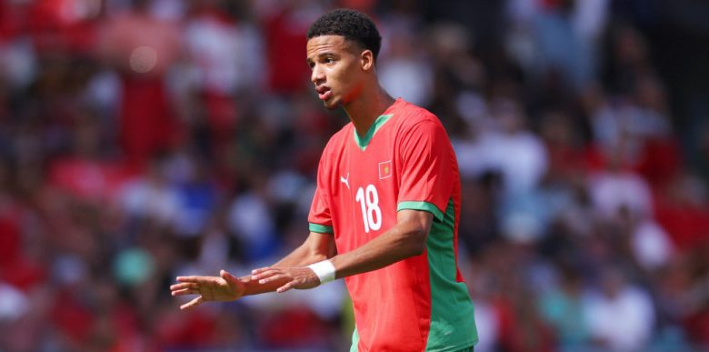 المغربي الثالث.. فيورنتينا يتعاقد مع لاعب الوسط ريتشاردسون