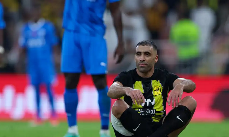 حمد الله مهدد بالغياب عن مباراة الشباب والخليج