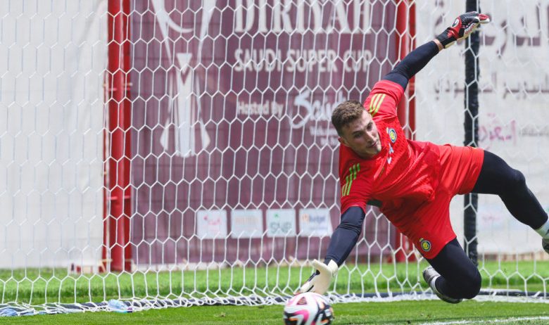 النصر يعتمد على بينتو الطويل لموسم 2024