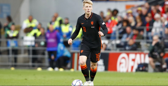 باريس سان جيرمان يتعاقد مع الهولندي جيردي شوتن