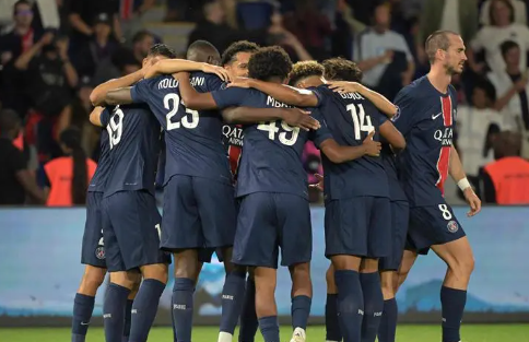 باريس سان جيرمان يسعى بجدية نحو صفقته الخامسة هذا الموسم