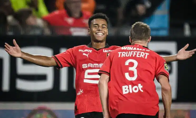 باريس سان جيرمان يقترب من حسم صفقة بديل مبابي