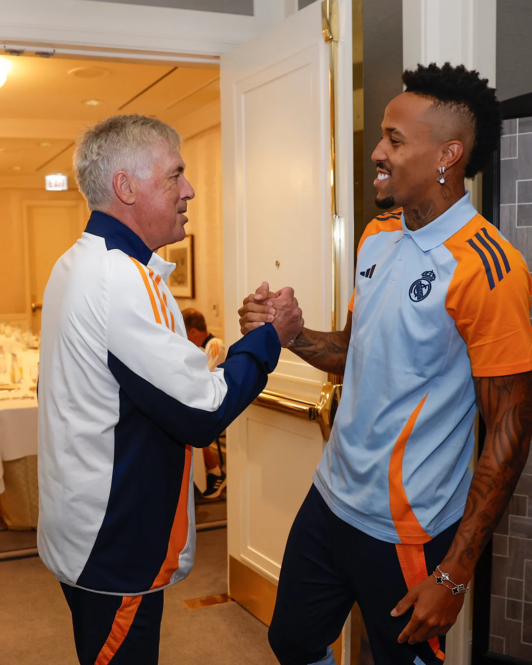 بالصور.. فينيسيوس جونيور ينضم لمعسكر ريال مدريد في الولايات المتحدة