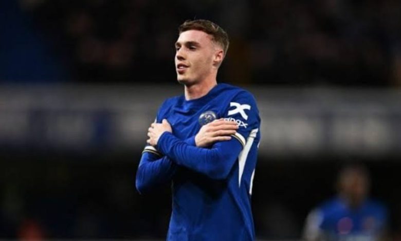 مدرب تشيلسي يشجع بالمر على الاستمتاع باللعب لتكرار تألقه