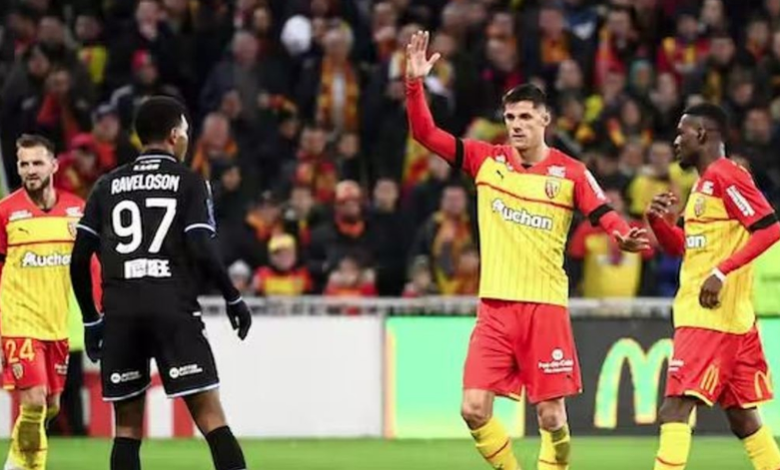 بريست يتلقىَ هزيمة ثانية في الدوري الفرنسي وأشرف داري على مقاعد البدلاء