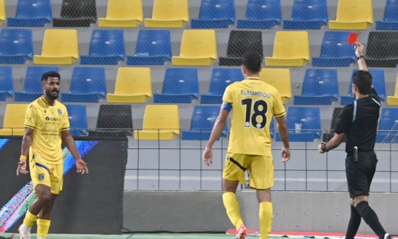 بعد الشعيل والنويقي.. 15 بطاقة حمراء في أولى جولات دوري روشن