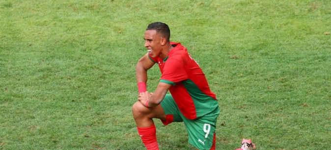 بعد تعرضه لإصابة قوية في الكاحل .. هل يٌشارك سفيان رحيمي في مُباراة المغرب ضد أمريكا؟