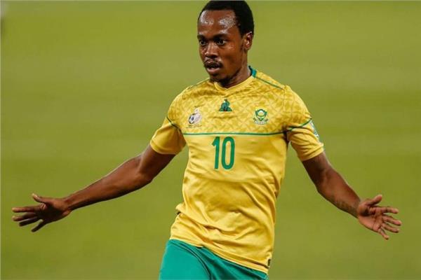 بيرسي تاو ضمن قائمة جنوب أفريقيا وتصريحات الأهلي حول مستقبله