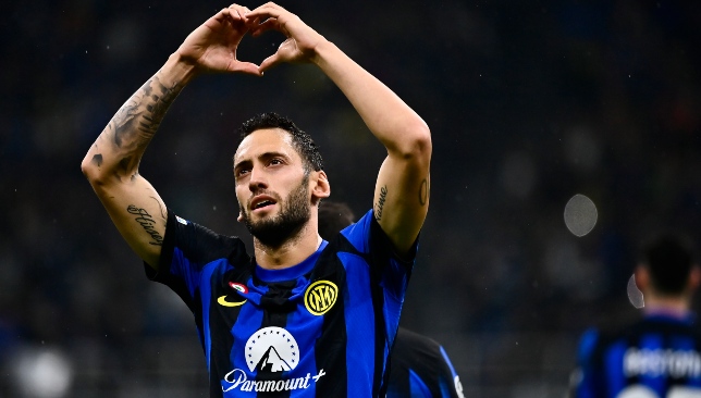 تشالانوجلو: الإنتر يواصل إصراره على الفوز بعد انتصار ليتشي