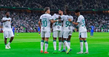 تعادل سلبي بين أهلي جدة والفتح في الشوط الأول