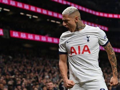 توتنهام يفتقد جهود سولانكي وريتشاردليسون أمام نيوكاسل في الدوري الإنجليزي