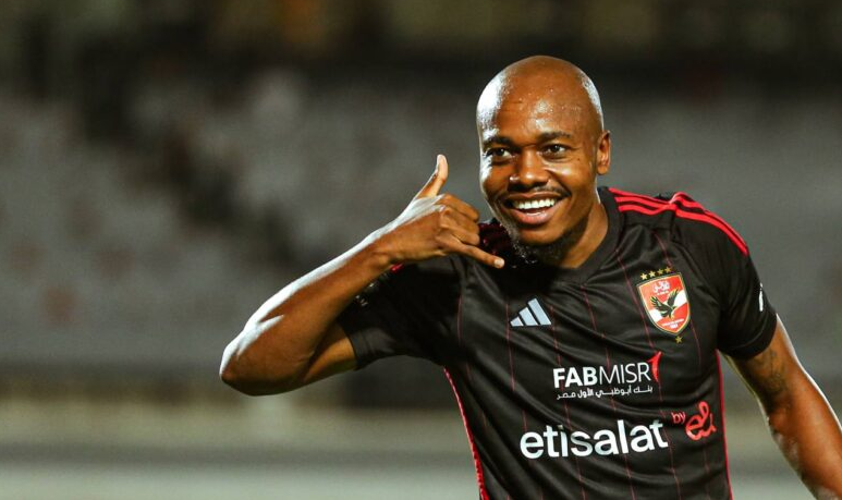 استبعاد بيرسي تاو من قائمة جنوب أفريقيا واهتمام الوداد