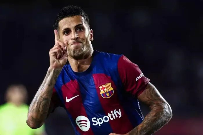 خيسوس يفضل كانسيلو على ووكر.. الهلال يقترب من ضم البرتغالي