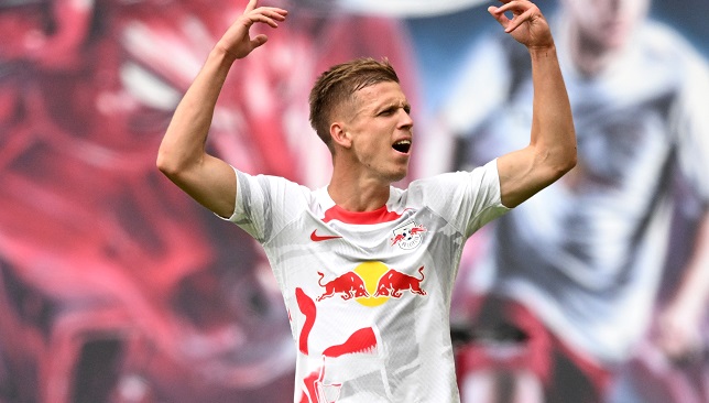 داني أولمو يسافر لحسم انتقاله إلى برشلونة