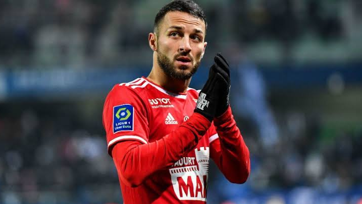 رسميًا .. هاريس بلقبلة ينضم إلى آنجيه الفرنسي