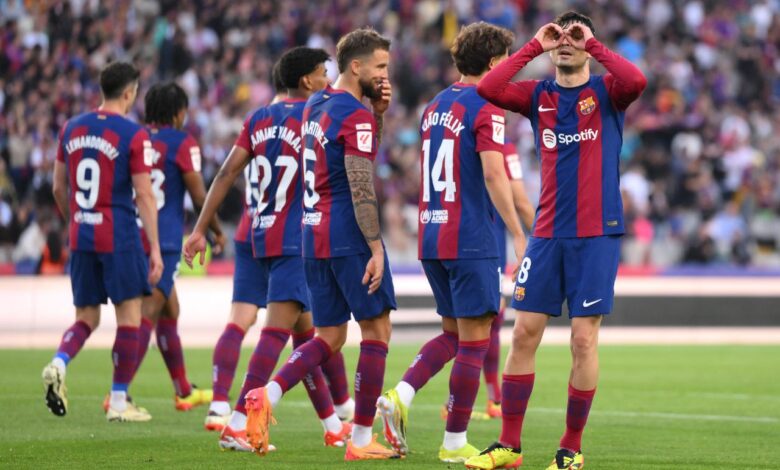 رسميًا.. برشلونة يعلن رحيل جوليان أراوخو إلى بورنموث