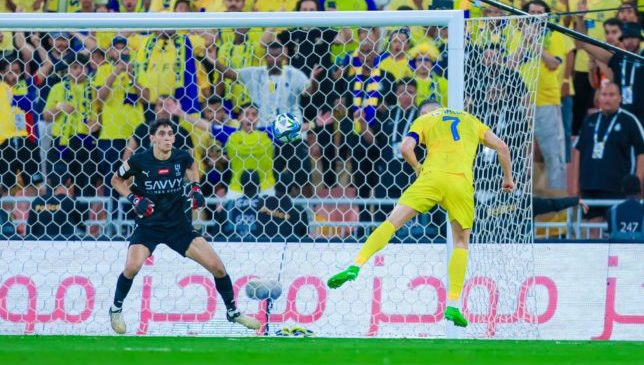 سالازار يعلق على بكاء كريستيانو رونالدو بعد خسارة كأس الملك السعودي