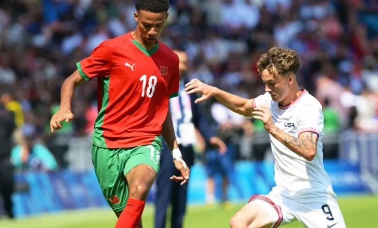 سباق بين ليستر سيتي وتوتنهام للتعاقد مع نجم المغرب