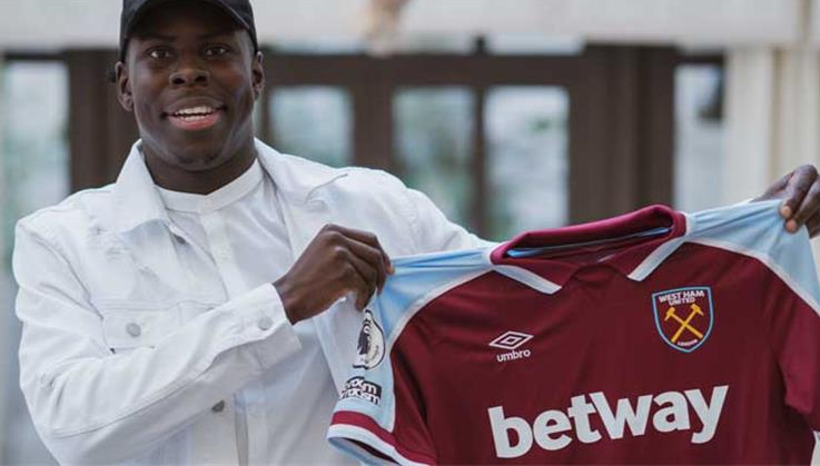 شباب الأهلي الإماراتي يسعى للتعاقد مع كورت زوما نجم وست هام يونايتد