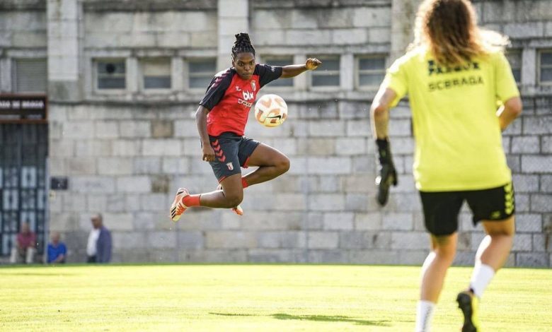 شعلة يقترب من جوليانا أماني ونور مصطفى لتعزيز صفوفه