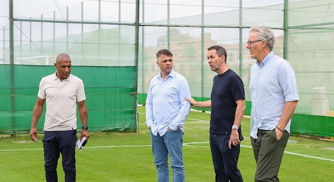 طلب بلان لتعزيز الفريق الأول للاتحاد السعودي قبل بداية الموسم الجديد