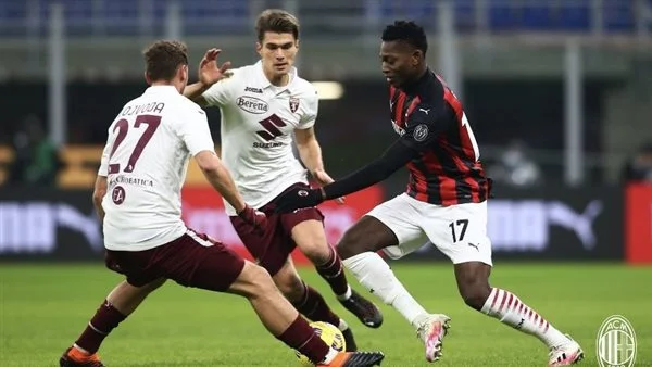 فونسيكا يعلن تشكيل ميلان الأساسي لمواجهة تورينو في افتتاح الكالتشيو