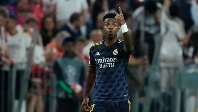 فينيسيوس جونيور يعود إلى تدريبات ريال مدريد استعدادًا لموسم مثير