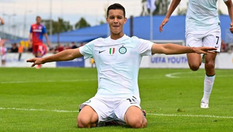 كاربوني يوقع عقدًا جديدًا مع إنتر ويستعد للبدء في مرسيليا