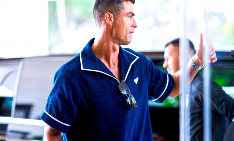 كريستيانو رونالدو يتألق بساعة ثمينة وقميص فاخر في ماربيا