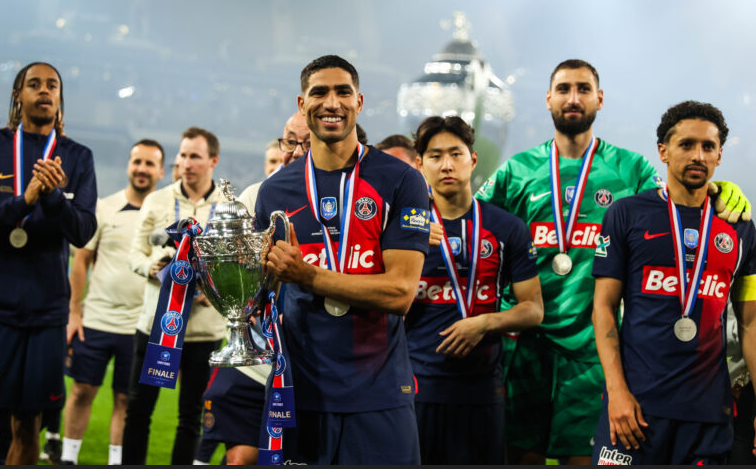 كم يبلغ راتب أشرف حكيمي مع سان جيرمان؟