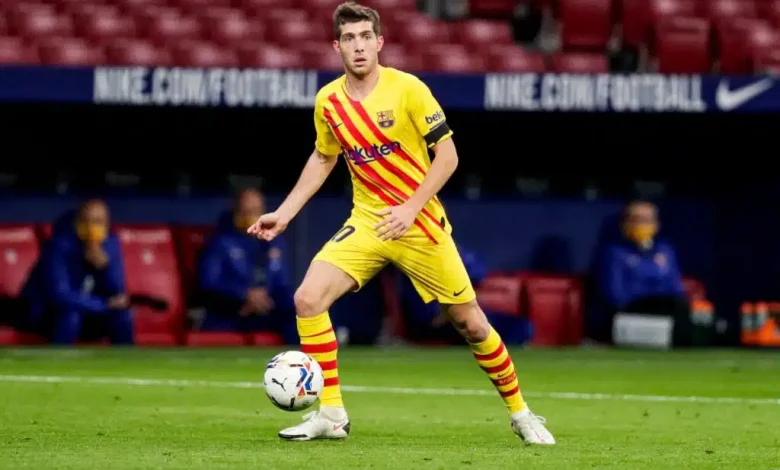 كومو يقترب من ضم سيرجي روبيرتو