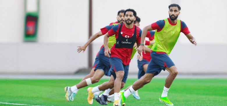 لمدة شهر.. القحطاني يغيب عن ضمك بسبب الإصابة