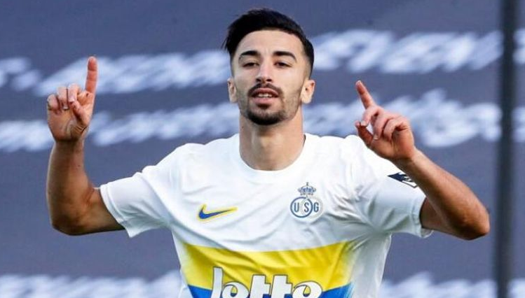 مؤشر جديد على غياب عمورة عن معسكر منتخب الجزائر