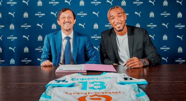 مارسيليا يعلن عن ضم المدافع الكندي ديريك كورنيليوس من مالمو السويدي