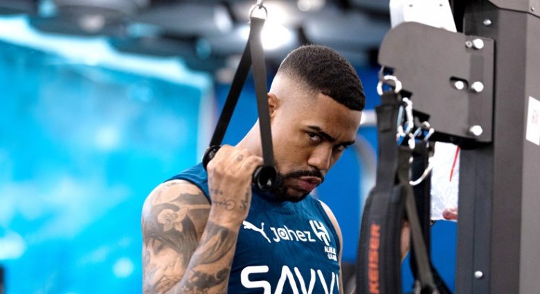 مالكوم ينضم لمعسكر الهلال في أبها استعدادًا لنهائي كأس السوبر