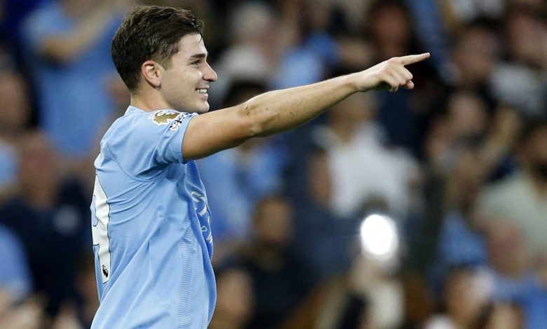 مان سيتي يتفق على بيع جوليان ألفاريز لأتلتيكو مدريد بصفقة قياسية