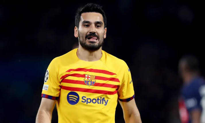 جوندوجان يودع برشلونة