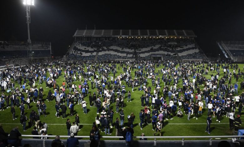 مشاجرة عنيفة بين خيمناسيا وباراكاس بعد مباراة كأس الأرجنتين