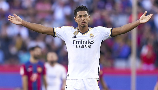 موقف كوميدي بين أنشيلوتي وبيلينجهام يرويه مدرب ريال مدريد