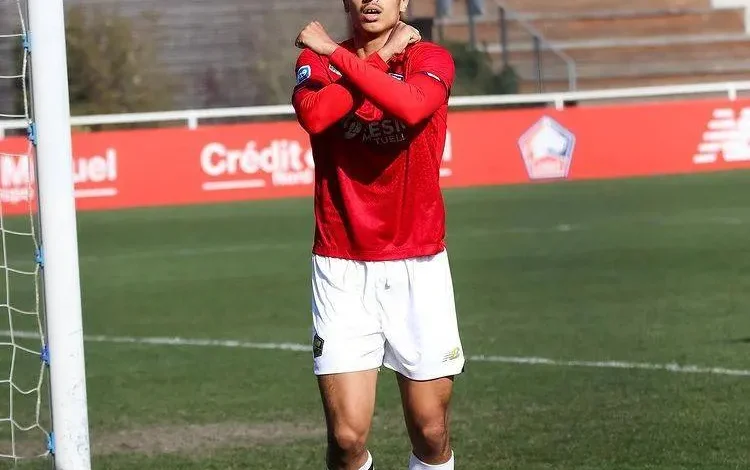 مولودية الجزائر يقترب من مهاجم ليل الفرنسي