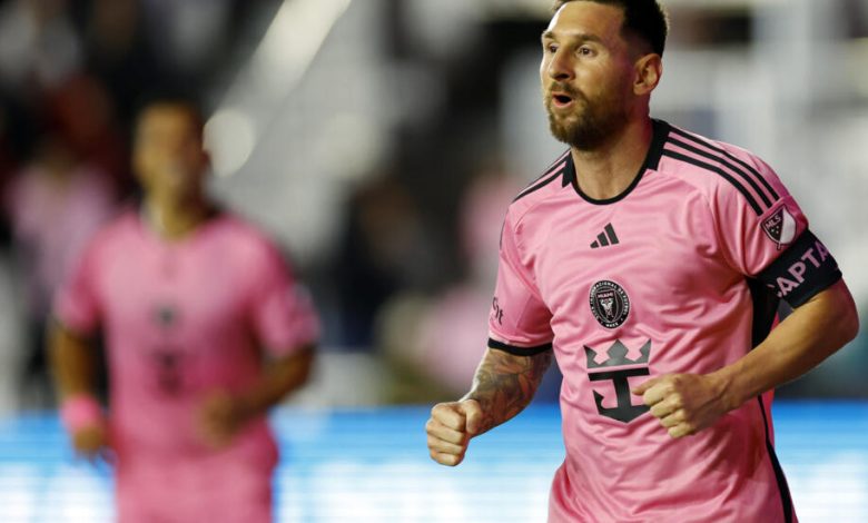 ميسي يغيب عن مواجهة كولومبوس في كأس الدوريات بسبب الإصابة