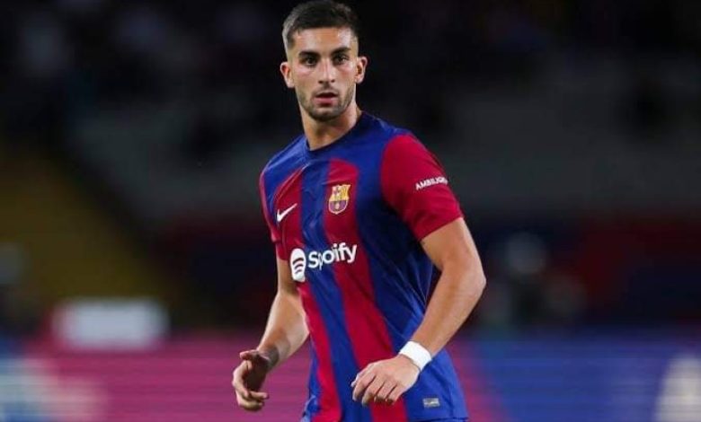 نيوكاسل يستهدف توريس وبرشلونة يقترب من بيع روكي