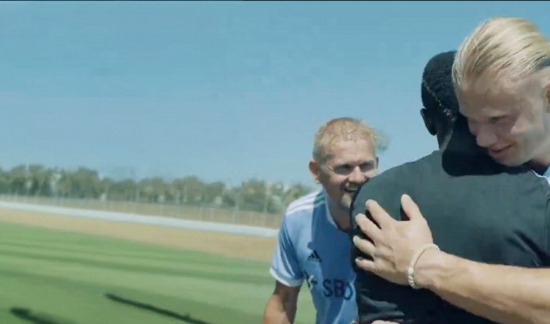 هالاند يزور معسكر النصر ويستعيد ذكرياته مع كريستيانو رونالدو