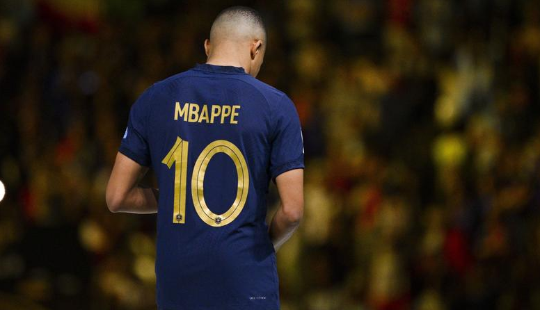 هل أصبح باريس سان جيرمان فريقًا أفضل بعد رحيل مبابي؟