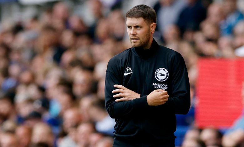 هورزيلر أصغر مدرب في تاريخ الدوري الإنجليزي.. تشكيل البريميرليج الأكبر من مدرب برايتون