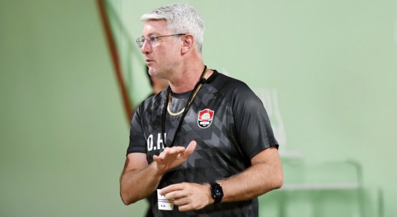 هيلمان يصف التعادل مع النصر بالنتيجة الإيجابية ويشيد بأداء الرائد