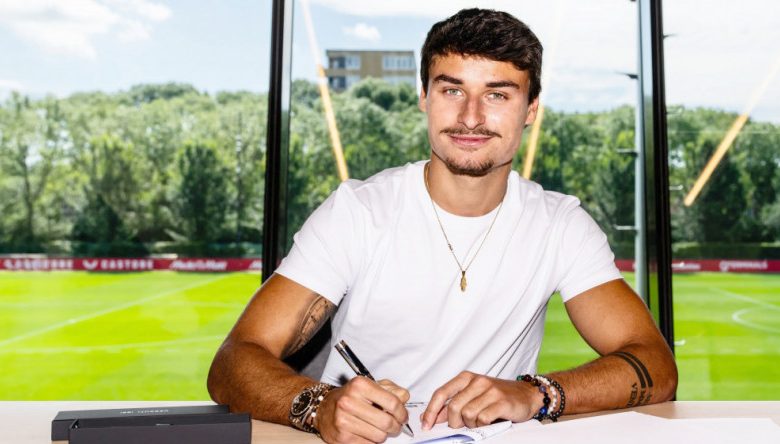 وولفرهامبتون يُعير أوجو بوينو إلى فينورد الهولندي لموسم واحد